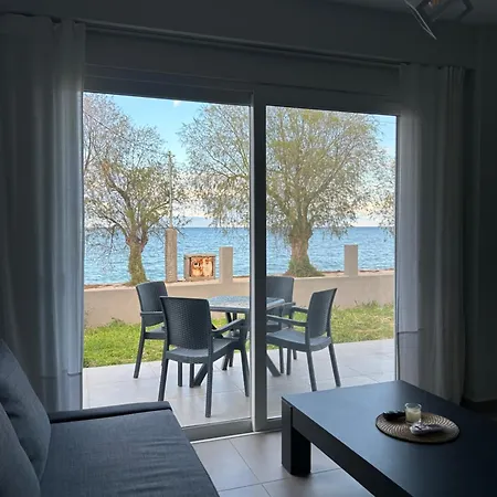Serene House * Diakopto