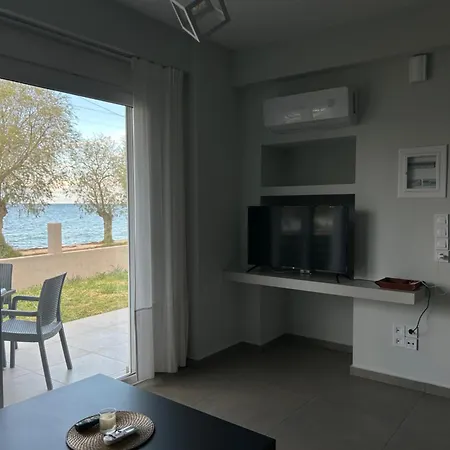 Serene House * Diakopto