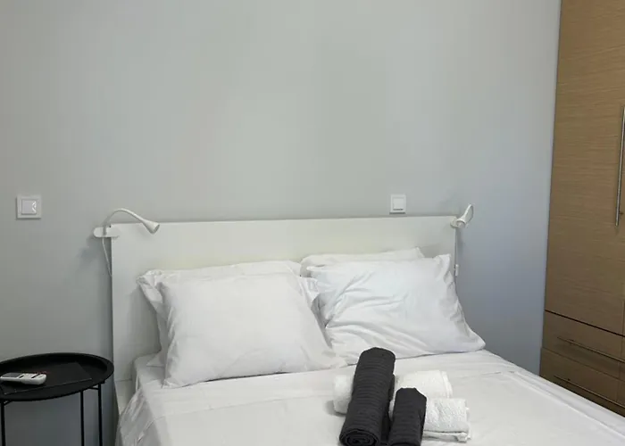 Serene House Diakopto