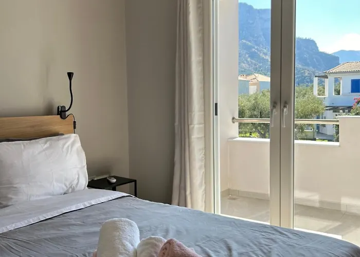 Serene House * Diakopto